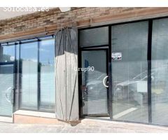 Local comercial a pie de calle de 240m2 en Zona Instituts