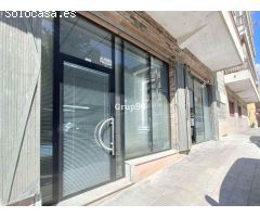 Local comercial a pie de calle de 240m2 en Zona Instituts