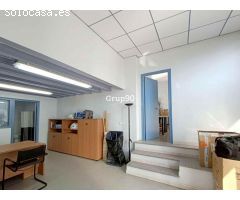 Local comercial a pie de calle de 240m2 en Zona Instituts