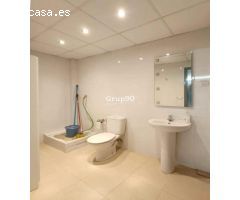 Local comercial a pie de calle de 240m2 en Zona Instituts