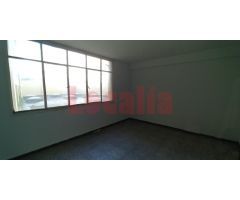 Local para convertir a vivienda, Santander