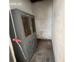 Gran casa de pueblo en el centro de Santa Olalla. Ideal inversor!!