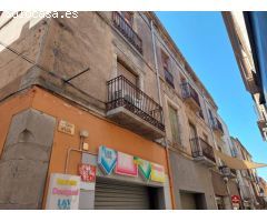 Edificio Viviendas en Venta en Torroella De Montgri Girona