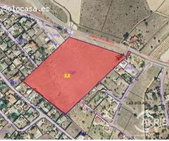 Finca rústica de 2,6 hectáreas junto a la A5