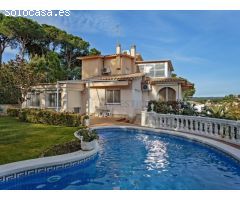 Casa-Chalet en Venta en Calonge Girona