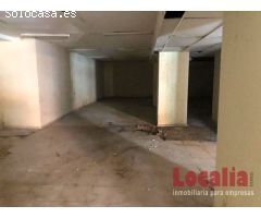 Amplio local comercial en Torrelavega, Cantabria.