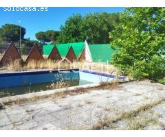 Parcela en la Urbanización Las Arenas de Malpartida de Cáceres, Con piscina construida con depurador