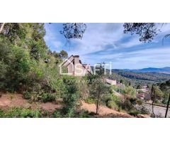 TERRENO EDIFICABLE EN COLLSEROLA, A 15MN DE BARCELONA