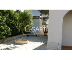 MAGNÍFICO CHALET CON PISCINA Y LICENCIA TURÍSTICA