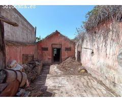 Casa con Solar urbano a reformar en La Matanza