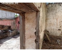 Casa con Solar urbano a reformar en La Matanza