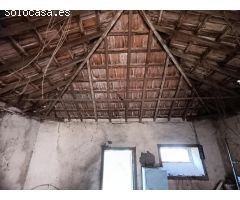 Casa con Solar urbano a reformar en La Matanza