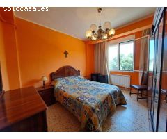 Casa  con tres pisos independientes y jardin.