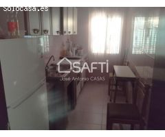 Venta de dos Lejíos juntos en la zona de la Zafrilla EL Ejido. Suman 3250m2 con casa y piscina. Exce