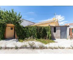CHALET DE PLANTA BAJA EN MASCARAQUE, OKUPADO!!