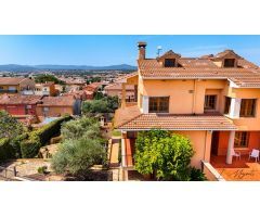 Tu nuevo hogar en La Bisbal d’Empordà con Vistas Panorámicas