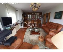 SE VENDE CHALET EN CARBALLIDO ( AMES )