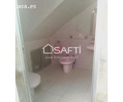 Casa típica de  Malpartida de Cáceres, 175m2 de vivienda, con entrada principal por C/ Parras y Tras