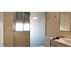 OPORTUNIDAD En MOLLERUSSA!! PISO CÉNTRICO DE 4 HABITACIONES.