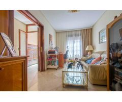 Gran casa en Utrera junto Centro de salud!!!
