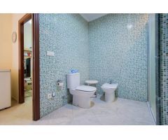 Gran casa en Utrera junto Centro de salud!!!