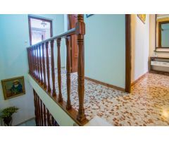 Gran casa en Utrera junto Centro de salud!!!