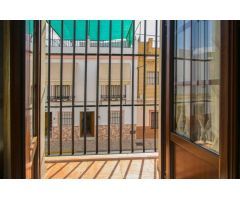 Gran casa en Utrera junto Centro de salud!!!