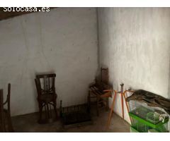 Gran casa de pueblo para reformar. Muy bien situada