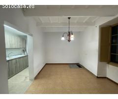 Gran casa ubicada en casco antiguo de Ciutadella de Menorca.