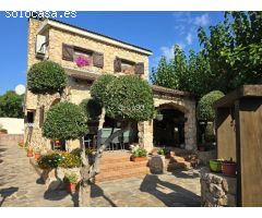 ¡Descubre este impresionante chalet en el  término de Vilanova de Segrià, listo para convertirse en