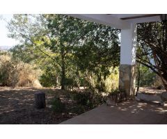 MAGNÍFICA PARCELA URBANA CON CHALET INDEPENDIENTE