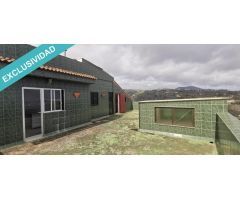 CHALET PAREADO EN LA MILAGROSA (SAN LORENZO)