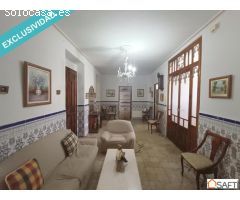 ¿ Estás buscando vivienda en zona céntrica, tranquila y bien comunicada ?