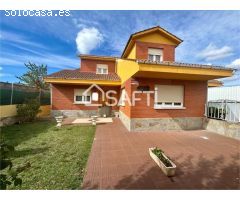 CHALET independiente a 10 km de León. Con salón, cocina, baño y 2 dormitorios en la planta baja.