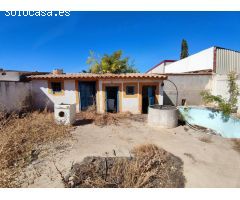 CASA DE PUEBLO PARA REFORMA INTEGRAL CON AMPLIA PARCELA
