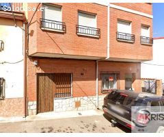 VIVIENDA CENTRICA EN NAVAHERMOSA