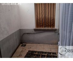 VIVIENDA CENTRICA EN NAVAHERMOSA