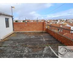VIVIENDA CENTRICA EN NAVAHERMOSA