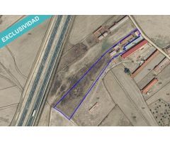 Terreno rústico con una superficie de 8.656 m2 en Lagartera