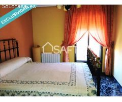 Casa de dos plantas, amueblada en perfecto estado de habitabilidad, con 6 dormitorios y 2 baños. Pre
