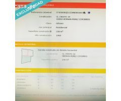 Casa de dos plantas, amueblada en perfecto estado de habitabilidad, con 6 dormitorios y 2 baños. Pre