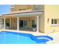 Venta Villa de Lujo T4