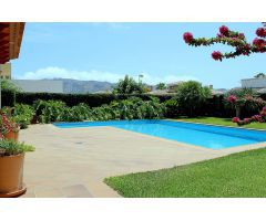 Alquiler Villa de Lujo T6 ou Superior