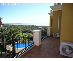 Apartamento de 3 dormitorios primera linea de playa