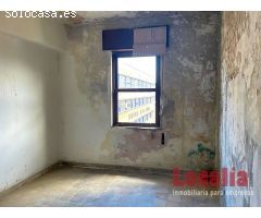 Piso a reformar de 165 m². Torrelavega . Cantabria