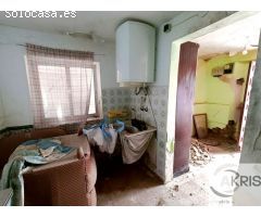CASA DE PUEBLO A REFORMAR EN ALMOROX