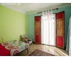 IDEAL FAMILIAS NUMEROSAS O PARA  ALQUILER DE HABITACIONES