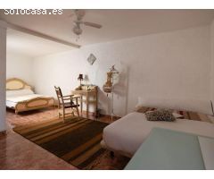 IDEAL FAMILIAS NUMEROSAS O PARA  ALQUILER DE HABITACIONES