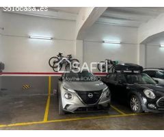 Piso de diseño con plaza de parking en la Sagrada Familia