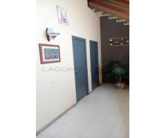 CASA CON DOS VIVIENDAS INDEPENDIENTES  EN AGRAMUNT !!